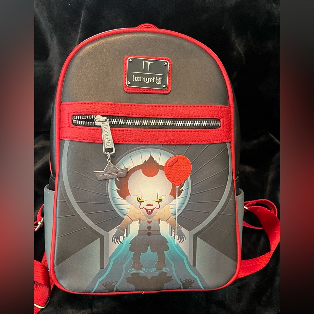 Loungefly Pennywise (IT) mini backpack